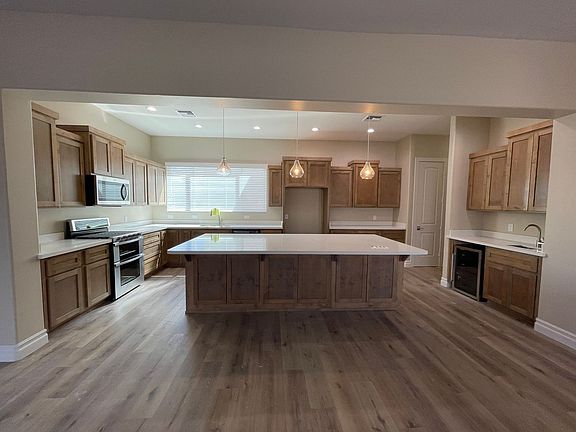5th image of 14797 E 47th Dr