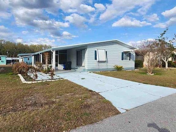 2nd image of 1709 Fox Hill Dr