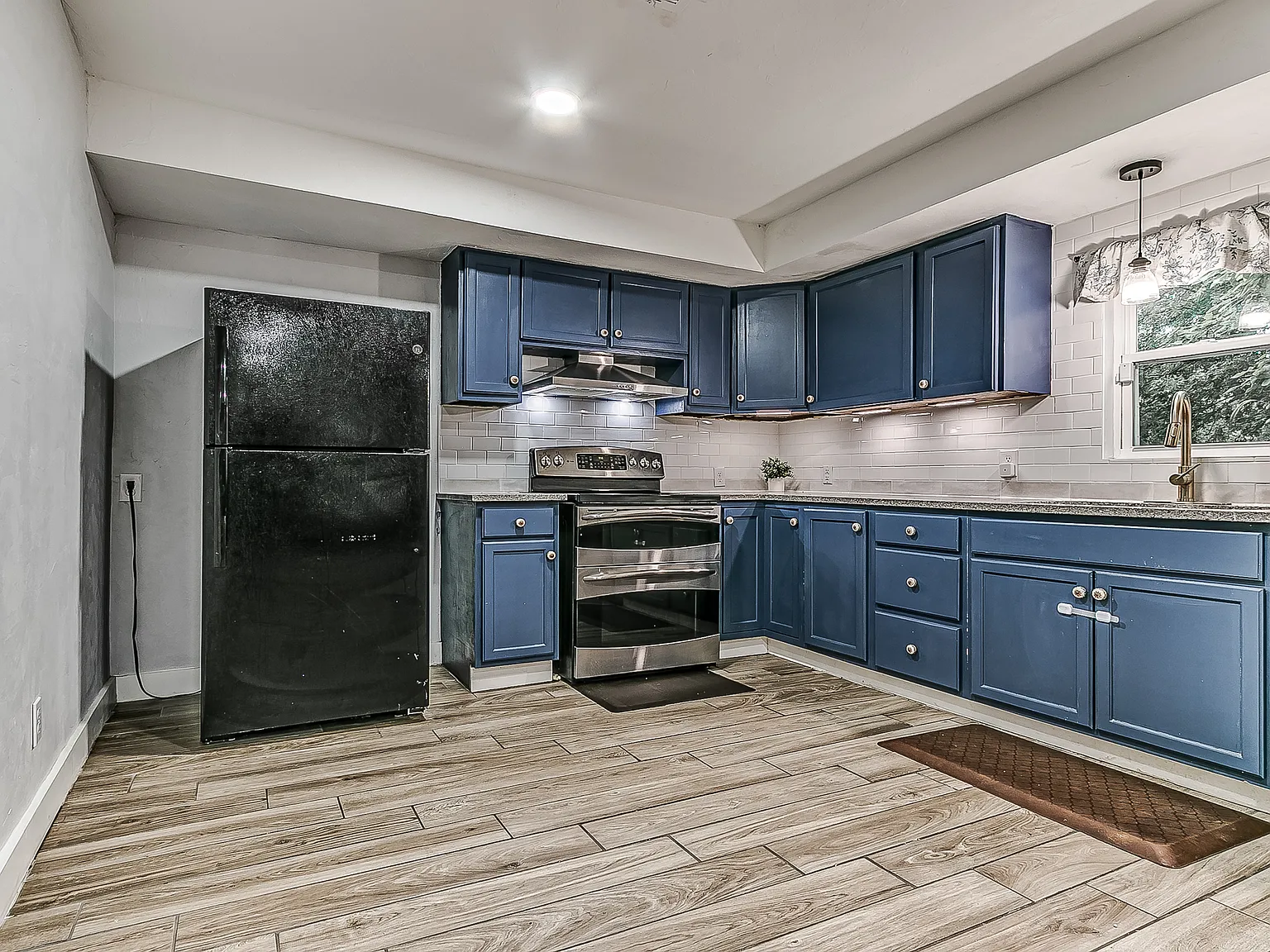 3 bed, 1582 sqft, $1,700 — Photo 3