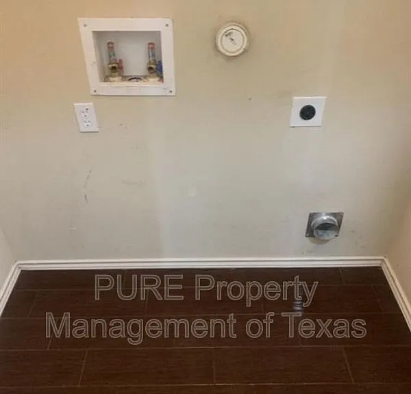 1144 Brendon Lee Ln — Photo 24