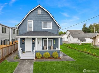 230 N Madison St, Monroe, WA 98272