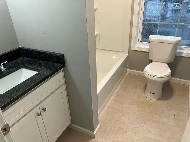 1636 Dixwell Ave #2 — Photo 20
