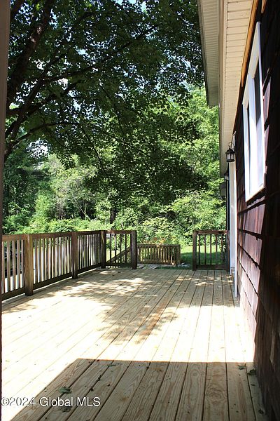 4th image of 437 Coy Road Road