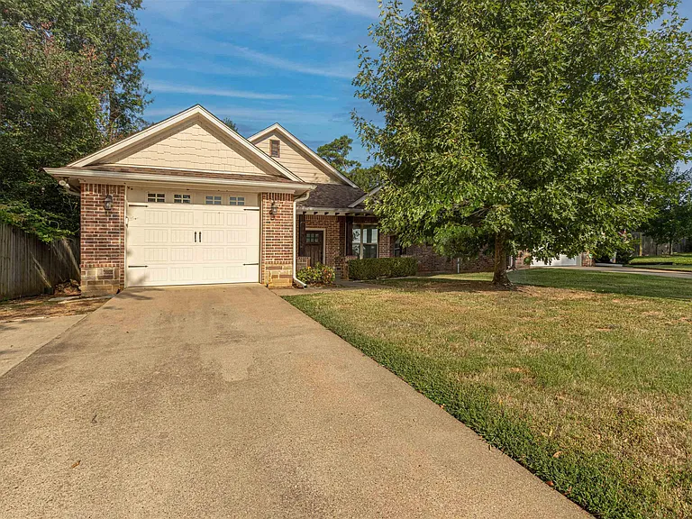 3009 Santa Elena Dr — Photo 1