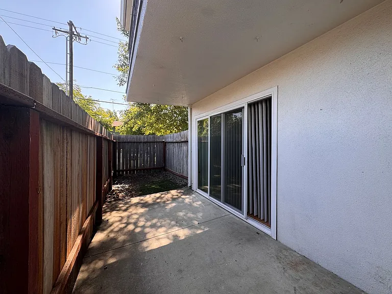 4500 Del Rio Road — Photo 10