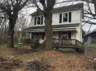 403 Gillispie St, Grover, NC 28086