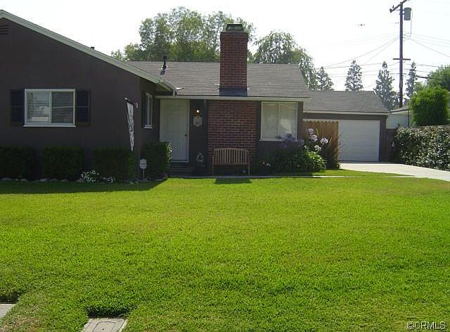 2nd image of 272 Poinsettia Ave