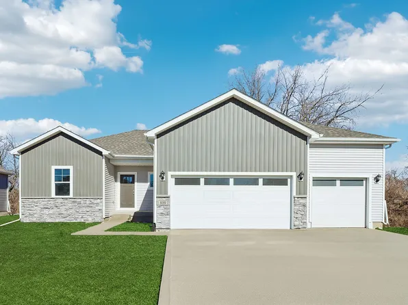 4737 173rd St, Urbandale, IA 50322