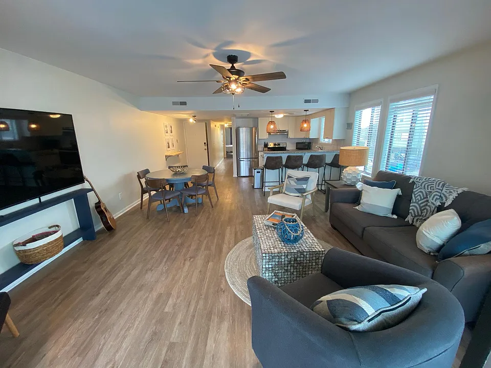 1717 Carolina Beach Ave N #20