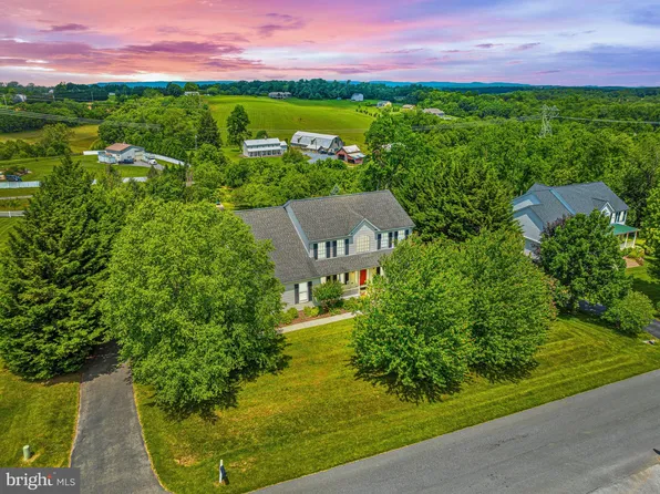 4806 Timber Dr, Mount Airy, MD 21771