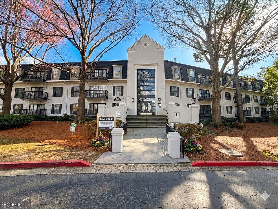 1st image of 1114 Pine Heights Dr NE