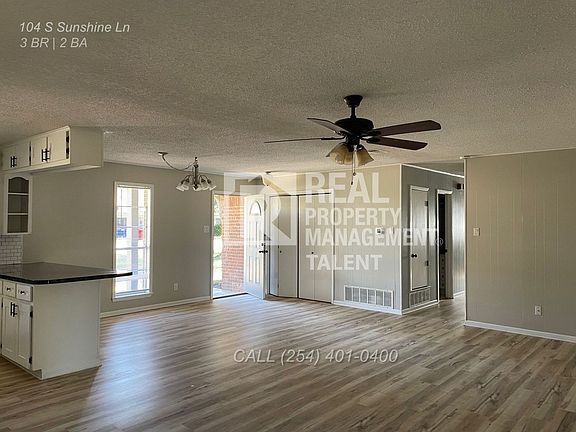2nd image of 104 Sunshine Ln