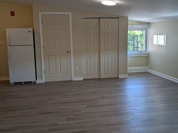 1040 Marshall Ave APT 2F