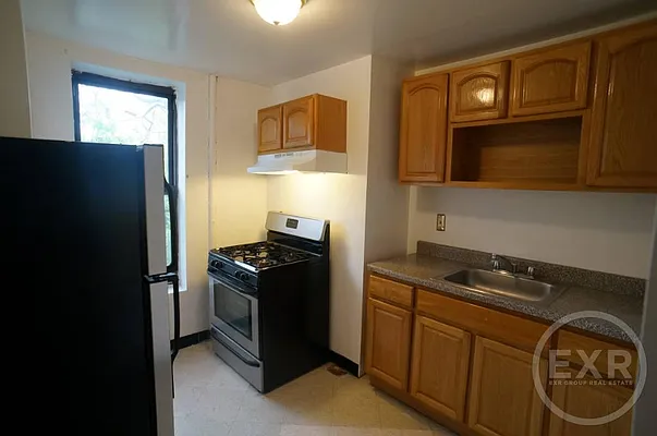 Rented by EXR | media 8