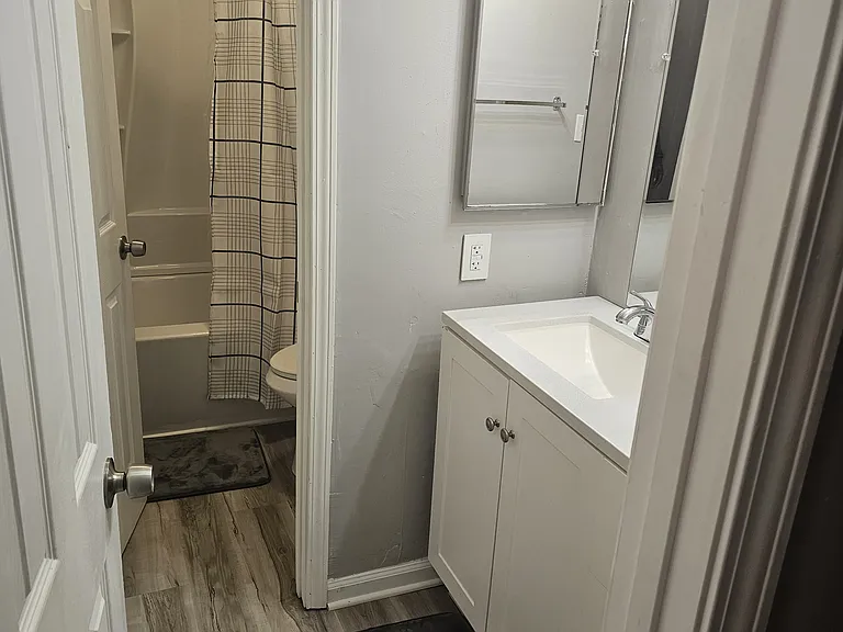1150 Rankin St — Photo 8