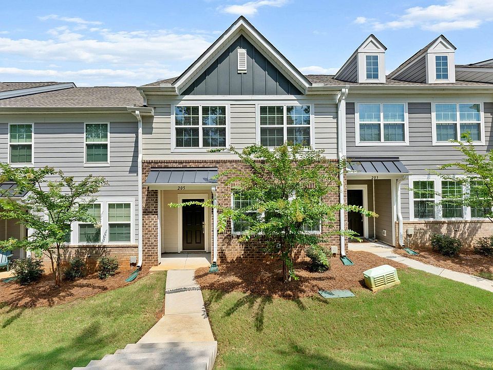 1st image of 205 Stammer Ln