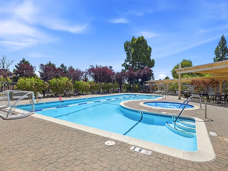 14 Calypso Ln — Photo 27