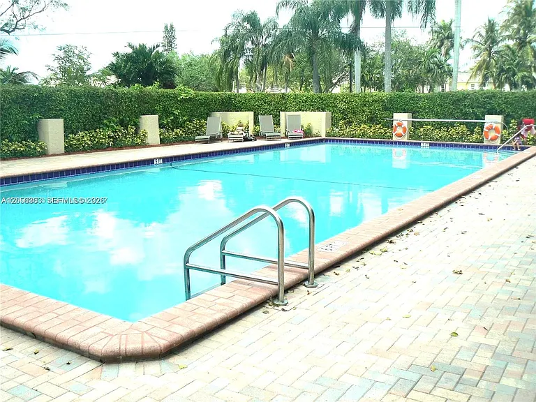 613 Patio Village Way — Photo 46