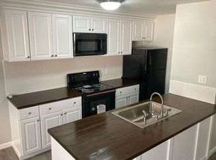 4973 N Holt Ave APT 101, Fresno, CA 93705