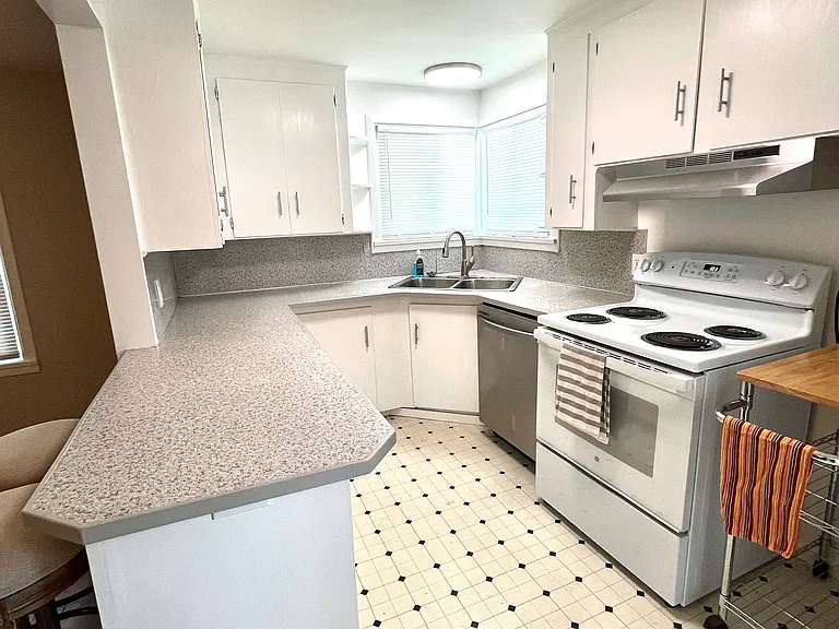 503 Tamarack Dr — Photo 14