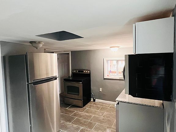 4th image of 3546 Nebraska Ave #3F