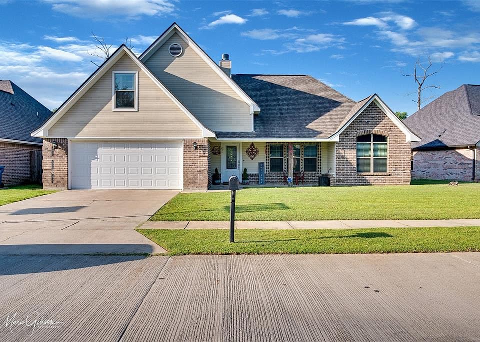 1st image of 231 Southern Creek Cir