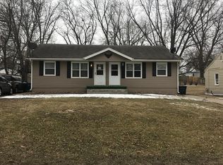 437 Hart Ave, Des Moines, IA 50315