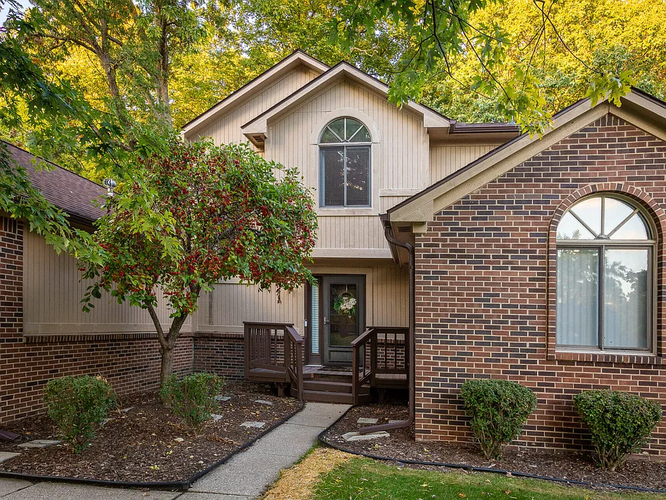 6257 Gatewood