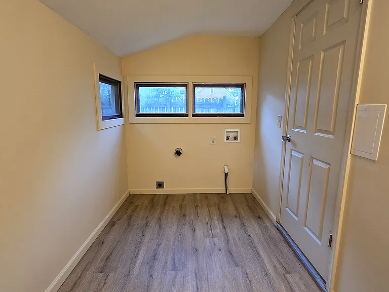 Laundry / 1st Floor Half Bath