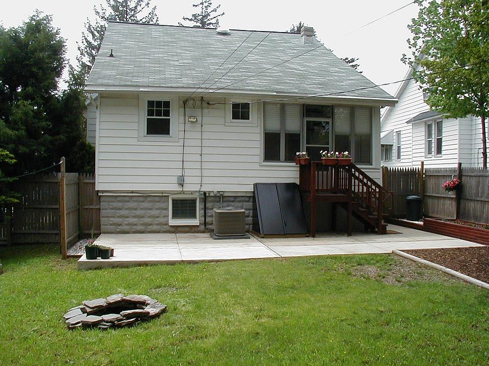 2nd image of 2908 White Ave