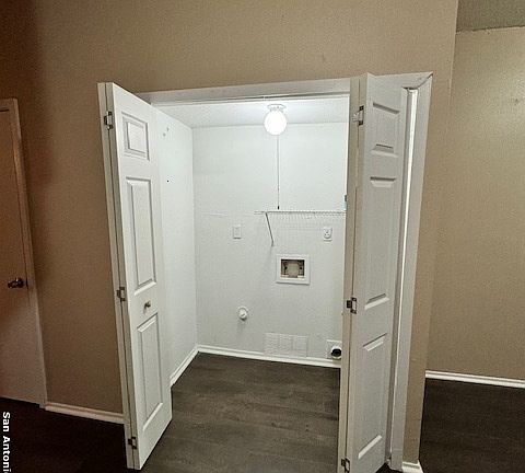 4th image of 12246 APRICOT DR