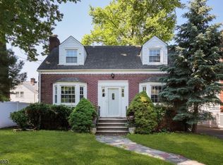 813 Miltonia St, Linden City, NJ 07036