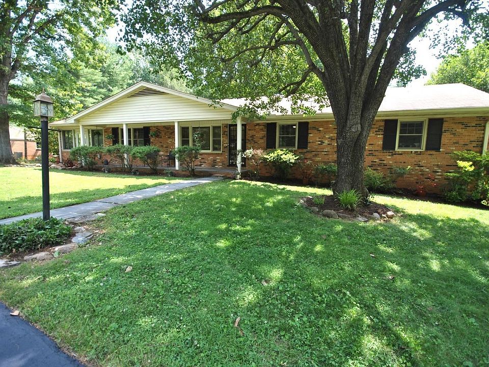 1st image of 1222 Lakeview Dr