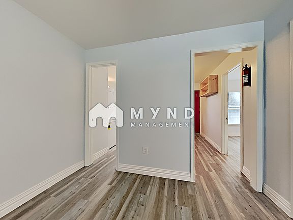 3rd image of 3603 Bastrop St Unit 2