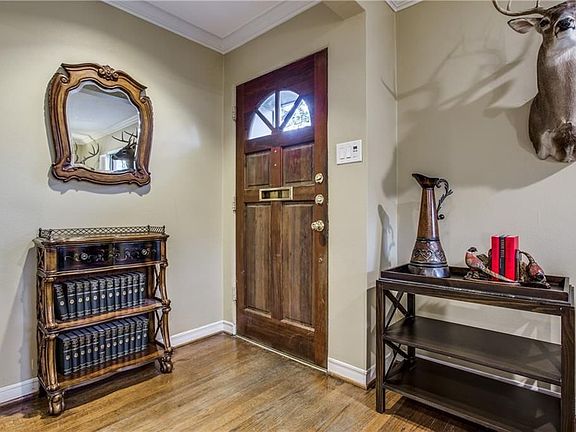 4th image of 3809 W Beverly Dr