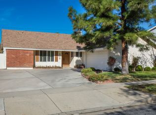 20807 Cedarfalls Dr, Santa Clarita, CA 91350