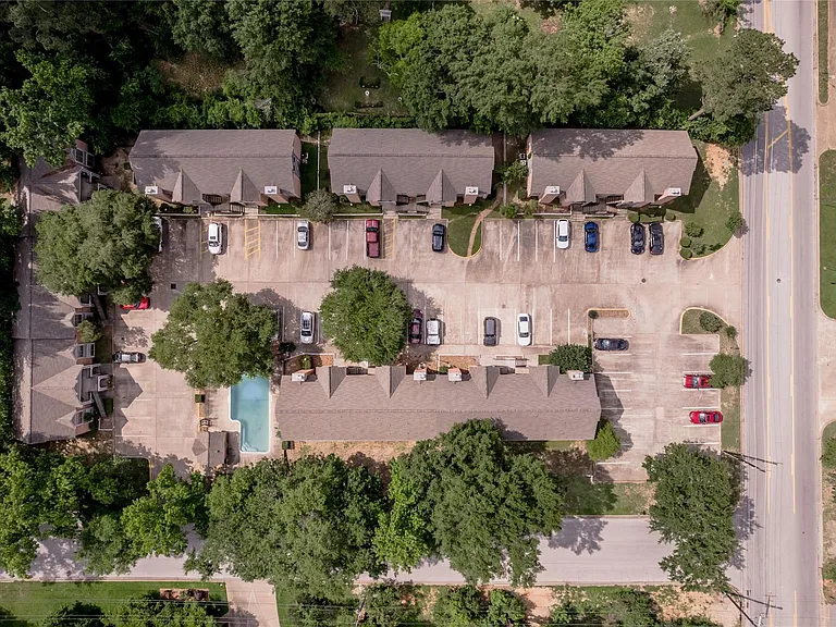 2401 Sycamore Ave #C2 — Photo 27
