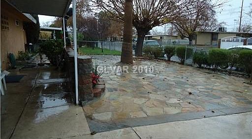 3rd image of 3101 Brady Ave