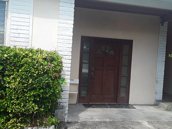 Front door apartment