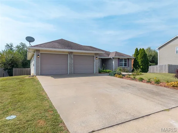 1502 Preakness Dr, Columbia, MO 65202