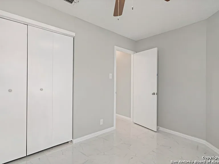 6739 Hickory Springs Dr — Photo 7