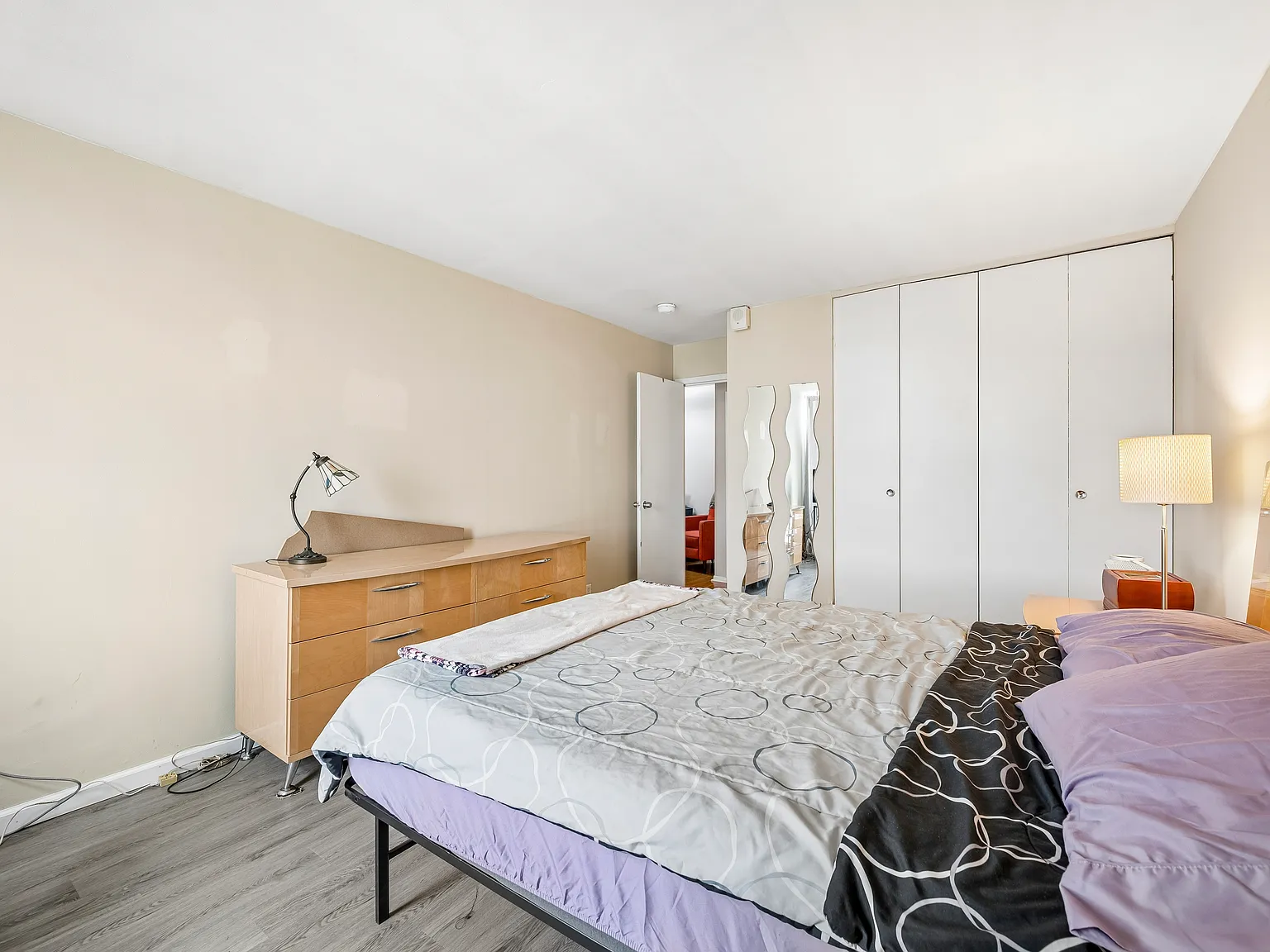 2 bed, 815 sqft, $1,800 — Photo 1