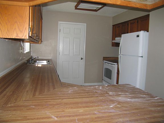 5th image of 7670 Tecumseh St