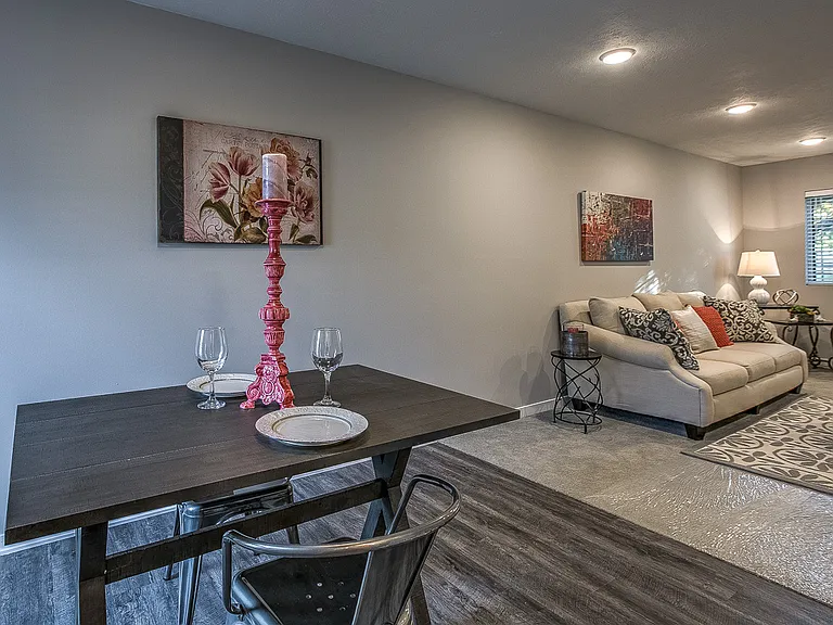 Harrisville Townhomes — Photo 28