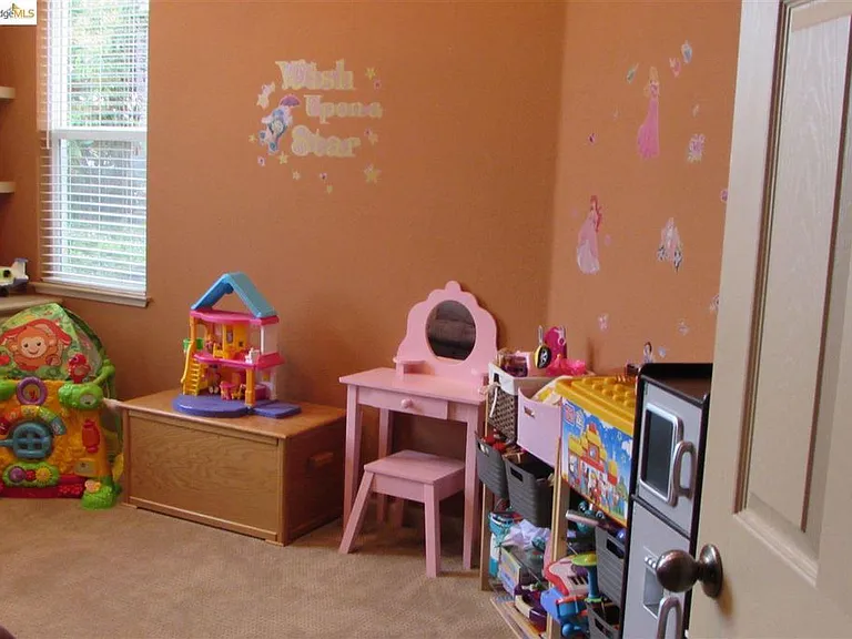 5409 Ardara Way — Photo 12
