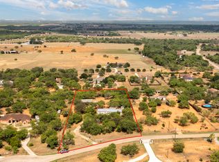 45 S View Dr, Lytle, TX 78052