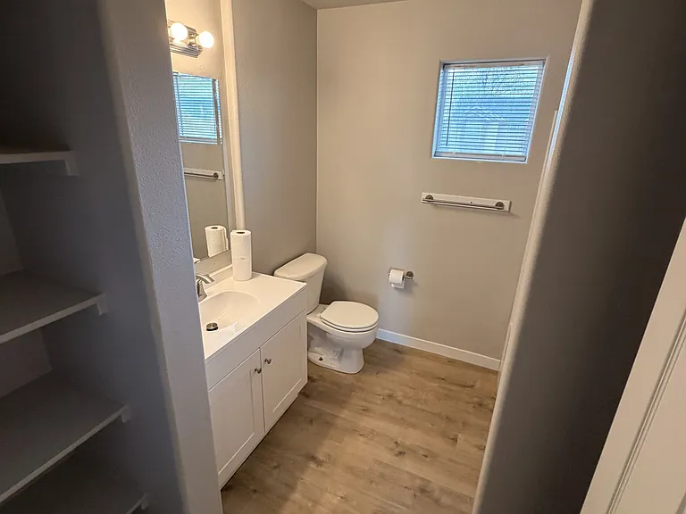 1109 N Midland Blvd #202 — Photo 9