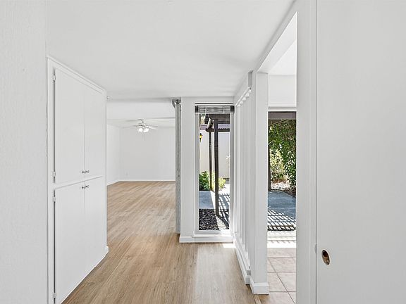 5th image of 315 Creekview Ct