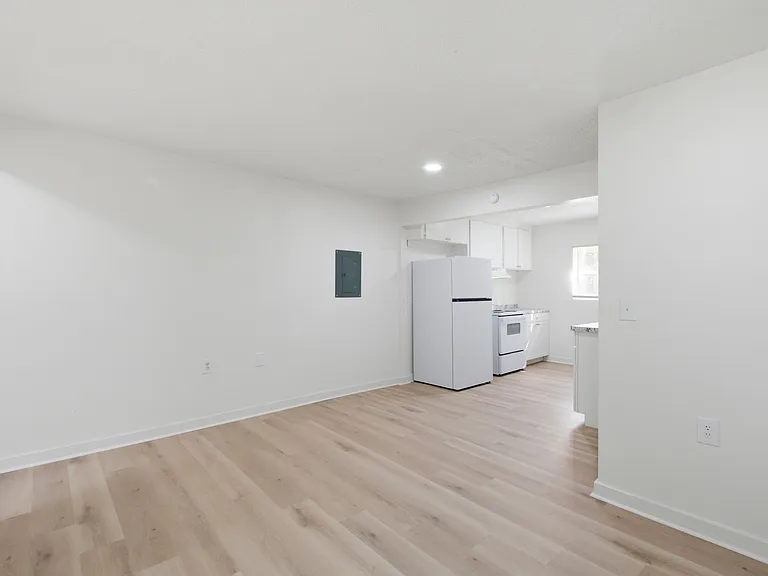 1824 Grayson St — Photo 28