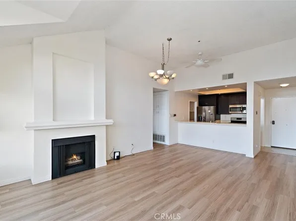 2563 Plaza Del Amo, Torrance, CA